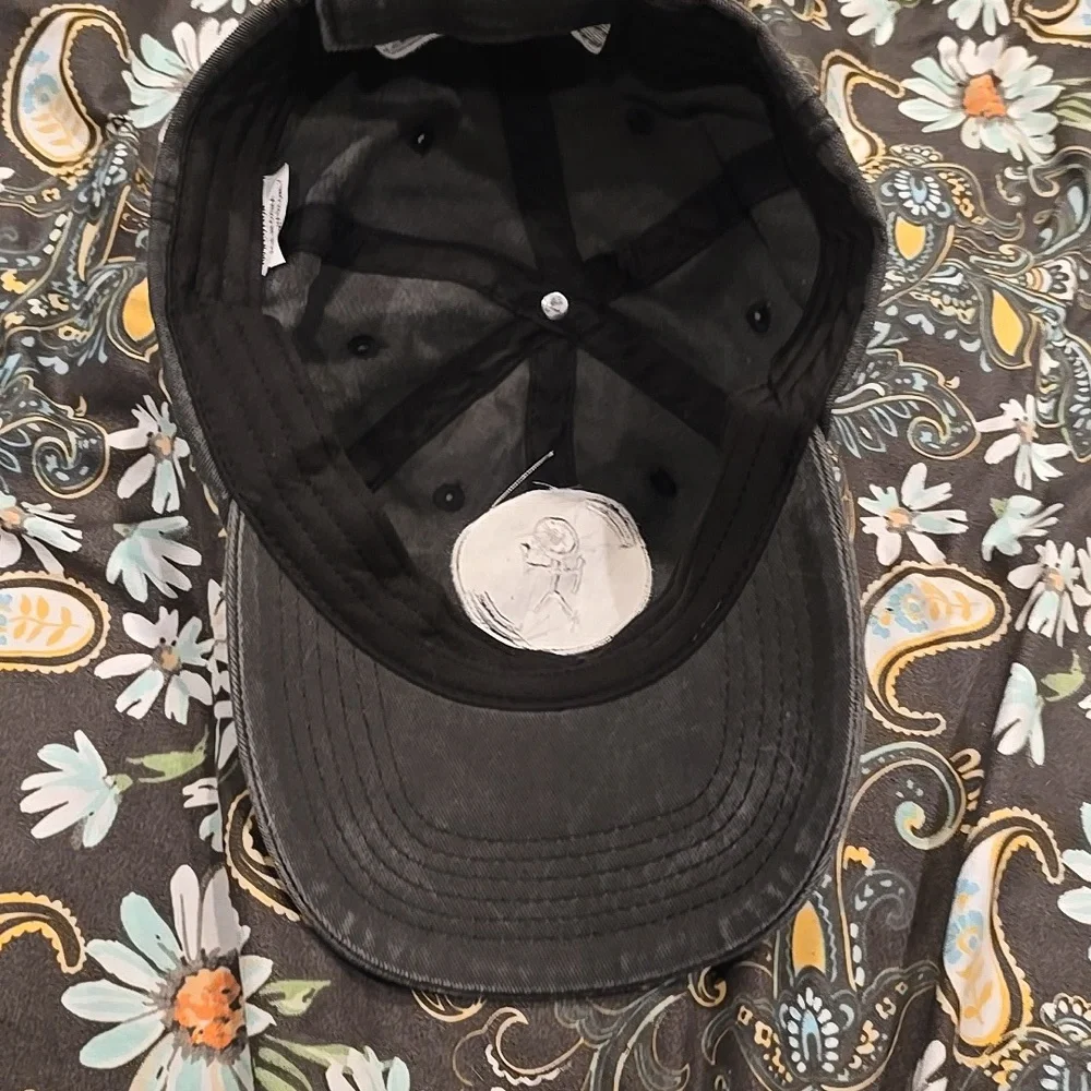 ❤️10/$13 Nwot Black Washed Gray Cotton Baseball Cap with White Embroidered Logo
